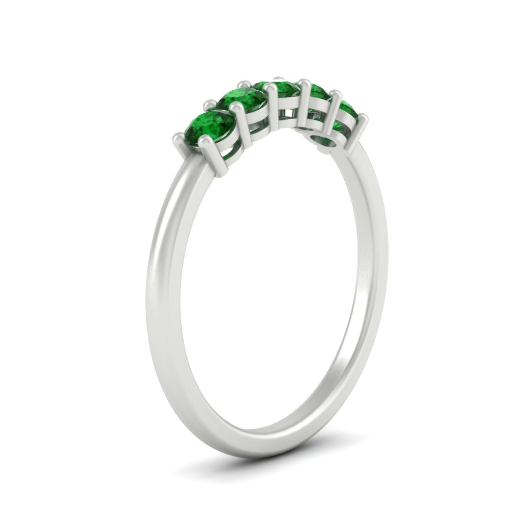 mini-5-stone-round-emerald-wedding-band-in-white-gold-FDENS141ROBGEMGRANGLE2-0.50CT-NL-WG
