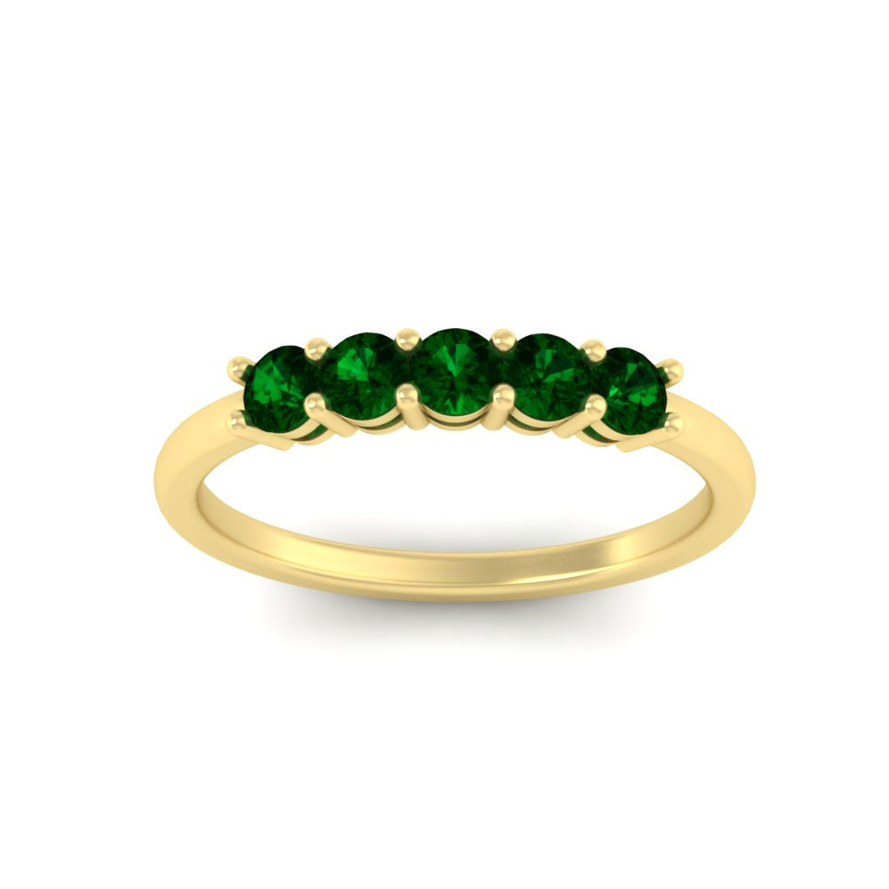 mini-5-stone-round-emerald-wedding-band-in-yellow-gold-FDENS141ROBGEMGRANGLE5-0.50CT-NL-YG