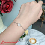 Load image into Gallery viewer, minimal-disc-charm-chain-bracelet-in-white--gold-FDBRC9757