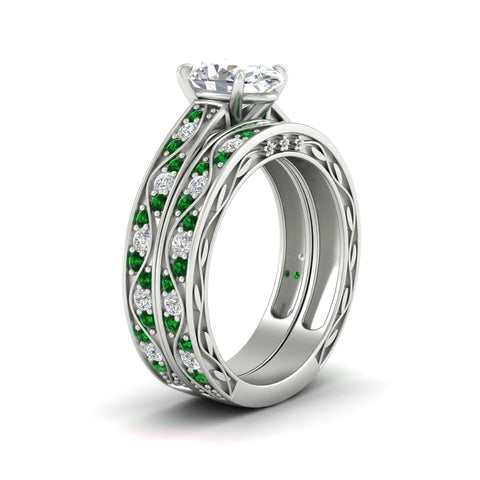 oval-shaped-antique-filigree-emerald-bridal-ring-set-in-white-gold-fdens3543ovgemgrangle2-nl-wg.jpg