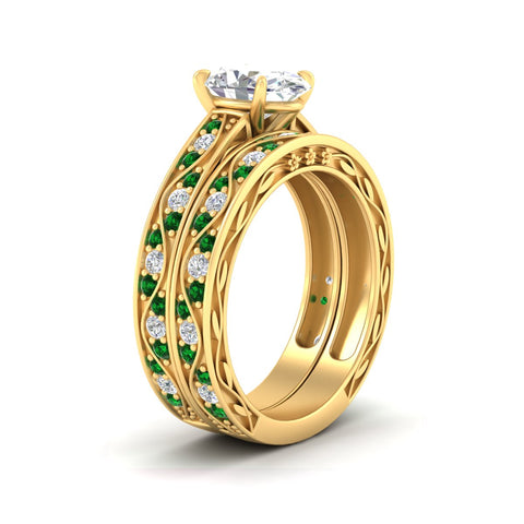 oval-shaped-antique-filigree-emerald-bridal-ring-set-in-yellow-gold-fdens3543ovgemgrangle2-nl-yg.jpg