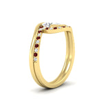 Load image into Gallery viewer, oval-shaped-swirl-ruby-wedding-band-set-in-yellow-gold-fdens7806ovvtgrudrangle2-nl-yg.jpg?v=1759991270

