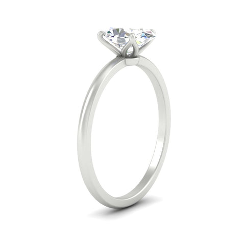Tulip Solitaire Oval Ring