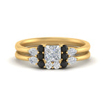 Load image into Gallery viewer, pear-accent-black-diamond-princess-cut-wedding-ring-set-in-FD9289PRGBLACK-ANGLE3-NL-YG
