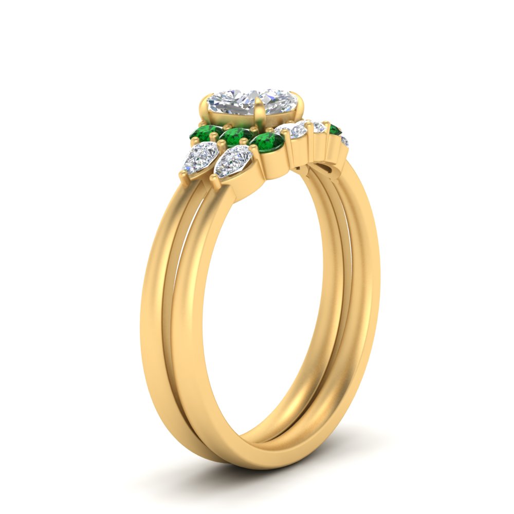 pear-accent-emerald-cushion-cut-wedding-ring-set-in-FD9289CUGEMGR-ANGLE3-NL-YG