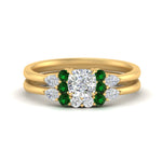 Load image into Gallery viewer, pear-accent-emerald-cushion-cut-wedding-ring-set-in-FD9289CUGEMGR-ANGLE3-NL-YG
