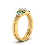 Load image into Gallery viewer, pear-accent-emerald-heart-shaped-wedding-ring-set-in-FD9289HTGEMGR-ANGLE3-NL-YG
