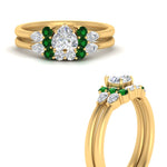 Load image into Gallery viewer, pear-accent-emerald-heart-shaped-wedding-ring-set-in-FD9289HTGEMGR-ANGLE3-NL-YG
