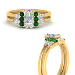 Load image into Gallery viewer, pear-accent-emerald-radiant-cut-wedding-ring-set-in-FD9289RAGEMGR-ANGLE3-NL-YG
