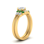 Load image into Gallery viewer, pear-accent-emerald-round-cut-wedding-ring-set-in-FD9289ROGEMGR-ANGLE3-NL-YG
