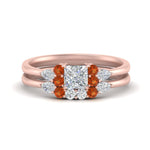 Load image into Gallery viewer, pear-accent-orange-sapphire-princess-cut-wedding-ring-set-in-FD9289PRGSAOR-ANGLE3-NL-RG
