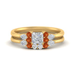 Load image into Gallery viewer, pear-accent-orange-sapphire-princess-cut-wedding-ring-set-in-FD9289PRGSAOR-ANGLE3-NL-YG
