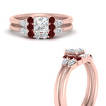 Load image into Gallery viewer, pear-accent-ruby-princess-cut-wedding-ring-set-in-FD9289PRGRUDR-ANGLE3-NL-RG
