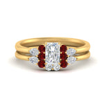 Load image into Gallery viewer, pear-accent-ruby-radiant-cut-wedding-ring-set-in-FD9289RAGRUDR-ANGLE3-NL-YG
