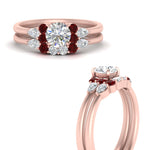 Load image into Gallery viewer, pear-accent-ruby-round-cut-wedding-ring-set-in-FD9289ROGRUDR-ANGLE3-NL-RG
