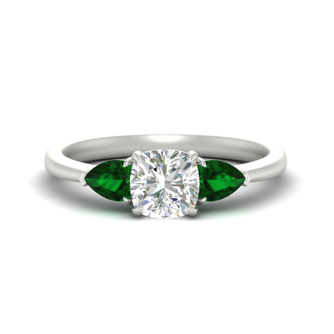 pear-diamond-cathedral-cushion-cut-engagement-ring-with-emerald-in-white-gold-fdenr9210curgemgrsleep-nl-wg