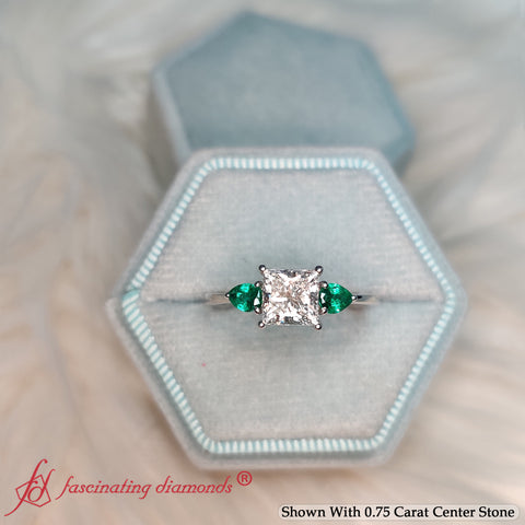 pear-diamond-cathedral-princess-cut-engagement-ring-with-emerald-in-white-gold-fdenr9210pr