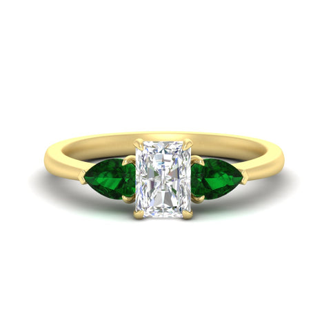 pear-diamond-cathedral-radiant-cut-engagement-ring-with-emerald-in-yellow-gold-fdenr9210rargemgrsleep-nl-yg