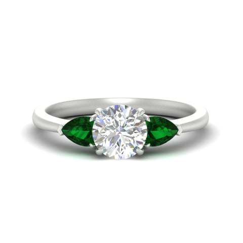 pear-diamond-cathedral-round-cut-engagement-ring-with-emerald-in-white-gold-fdenr9210rorgemgrsleep-nl-wg