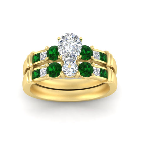 pear-shaped-bridal-ring-set-with-emerald-princess-channel-accents-in-yellow-gold-fdens286pegemgrangle5-nl-yg.jpg