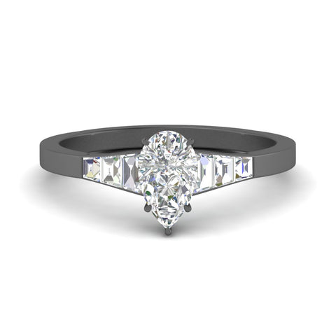 pear-cut-diamond-ring-with-tapered-baguettes-in-FD10590PERANGLE3-NL-BG