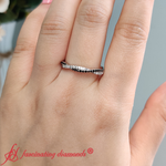 Load image into Gallery viewer, Petite Twisted Vine Stacking Ring
