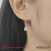 Load and play video in Gallery viewer, Elegant 1 Ct Pear Shape Lever Back Drops