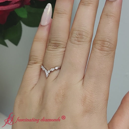 Crown-marquise-and-round-diamond-band-in-white-gold-FD9612B-720 
