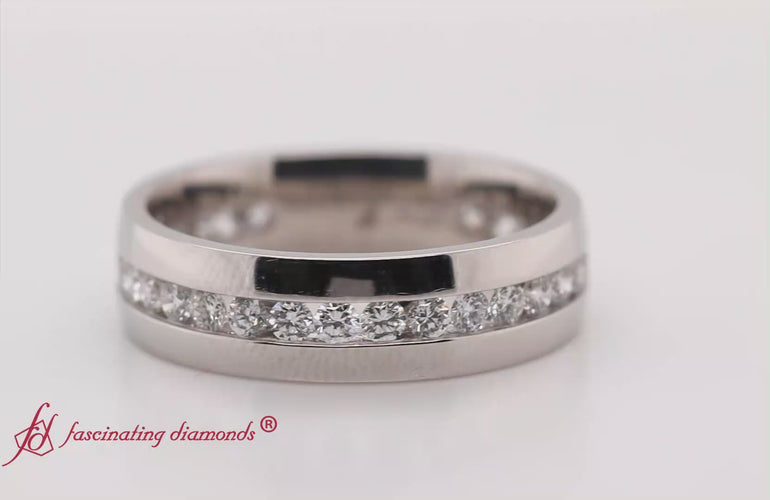 mens-channel-set-wedding-ring-in-platinum-fdm8040