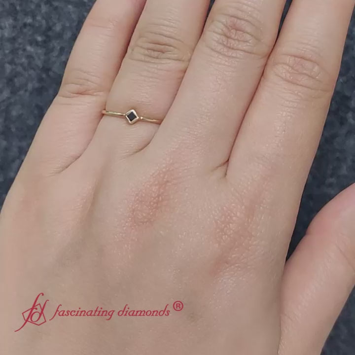 princess-cut-stackable-black-diamond-ring-band-in-14k-yellow-gold-fdsr9390