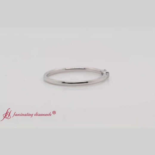 horizontal-baguette-promise-ring-in-white-gold-fdw8397-720-1