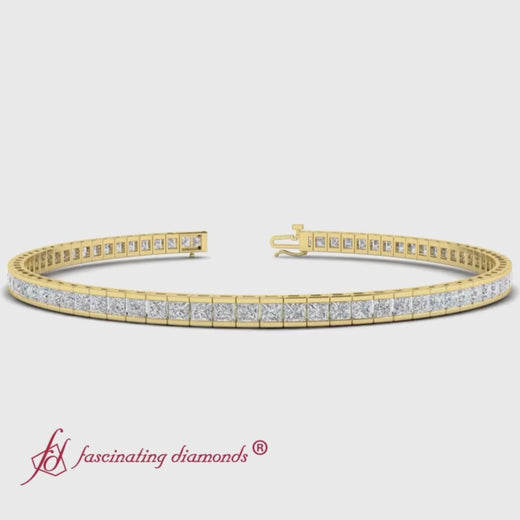princess-cut-half-bezel-tennis-bracelet-in-yellow-gold-render-fdbrcpr10578-4-00-ct