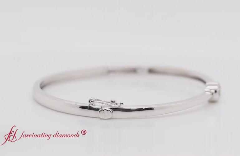 0.50-ct-diamond-solitaire-bangle-bracelet-in-white-gold-fdbrc9222-0-50ct