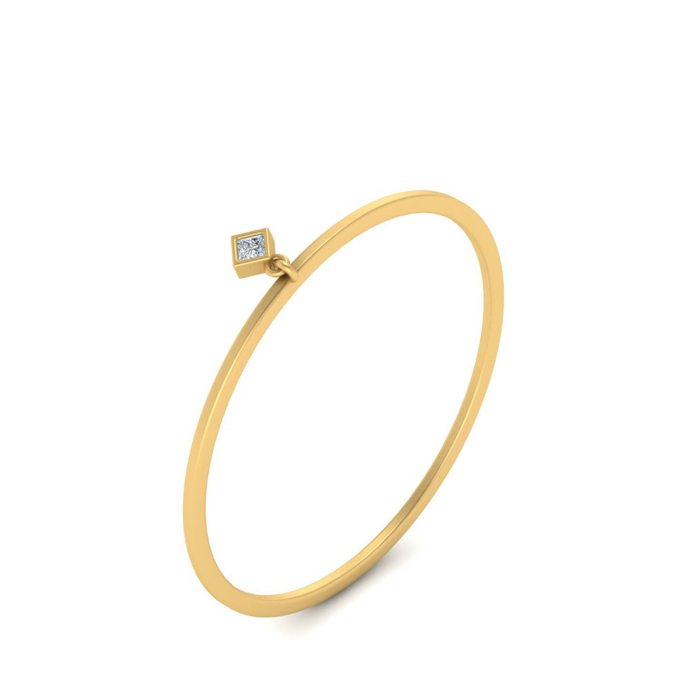 princess-charm-stacking-thin-ring-in-yellow-gold-FD9392ROR-NL-YG.jpg