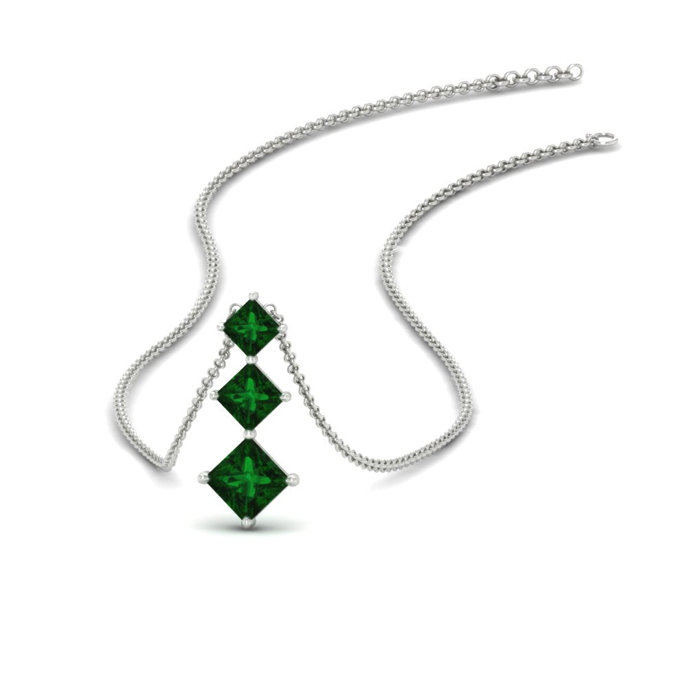 princess-cut-2-carat-3-stone-emerald-necklace-for-women-in-FDPD854GEMGRANGLE1-2.00CT-NL-WG