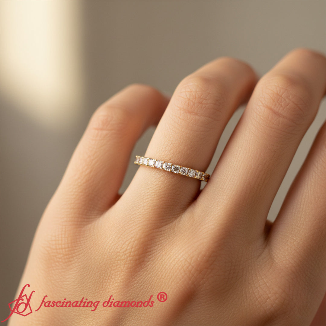 princess-cut-V-prong-diamond-eternity-band-yellow-gold-fdewb10247-model