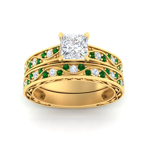 princess-cut-antique-filigree-emerald-bridal-ring-set-in-yellow-gold-fdens3543prgemgrangle5-nl-yg.jpg
