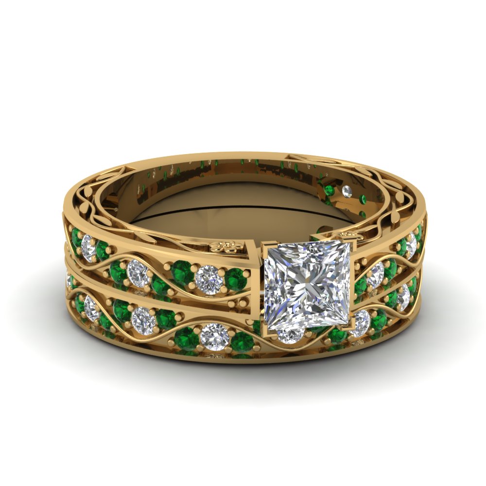 princess-cut-antique-filigree-wedding-ring-set-with-emerald-in-yellow-gold-FDENS3543PRGEMGR-NL-YG