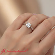 princess-cut-cathedral-ring-with-floral-head-white-gold-fdenr11255-model