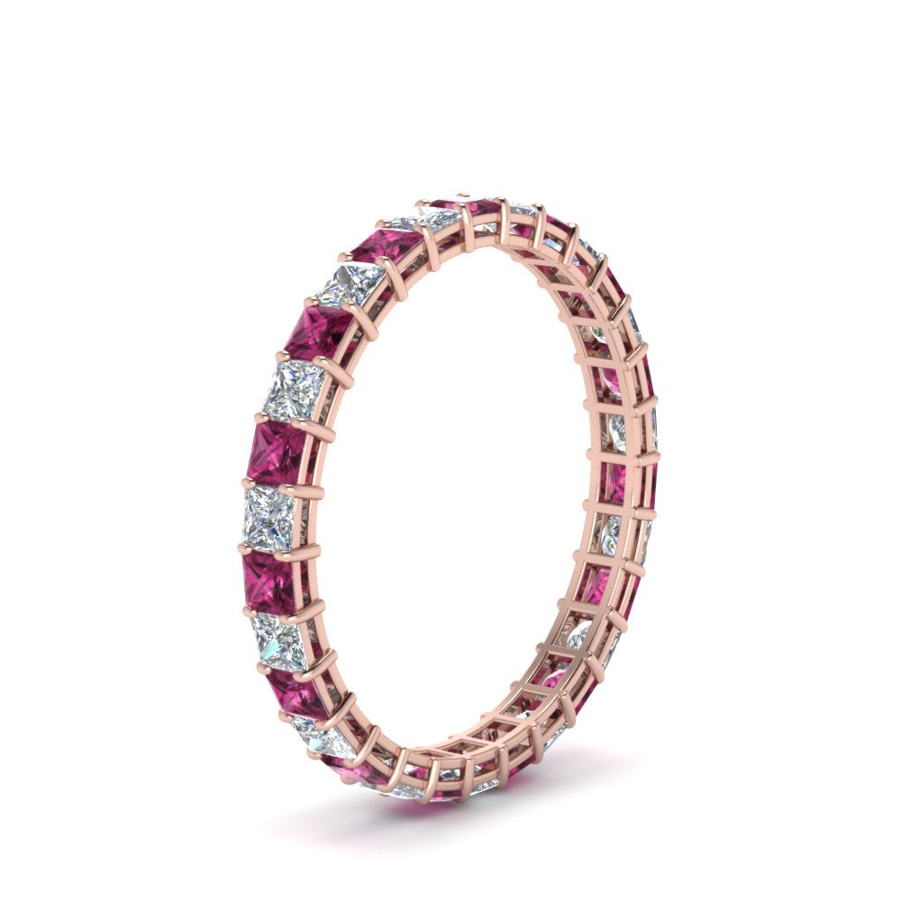 princess-cut-diamond-eternity-ring-1.50-carat-with-pink-sapphire-in-rose-gold-FDEWB8675PR-1.50CTGSADRPIANGLE2-NL-RG