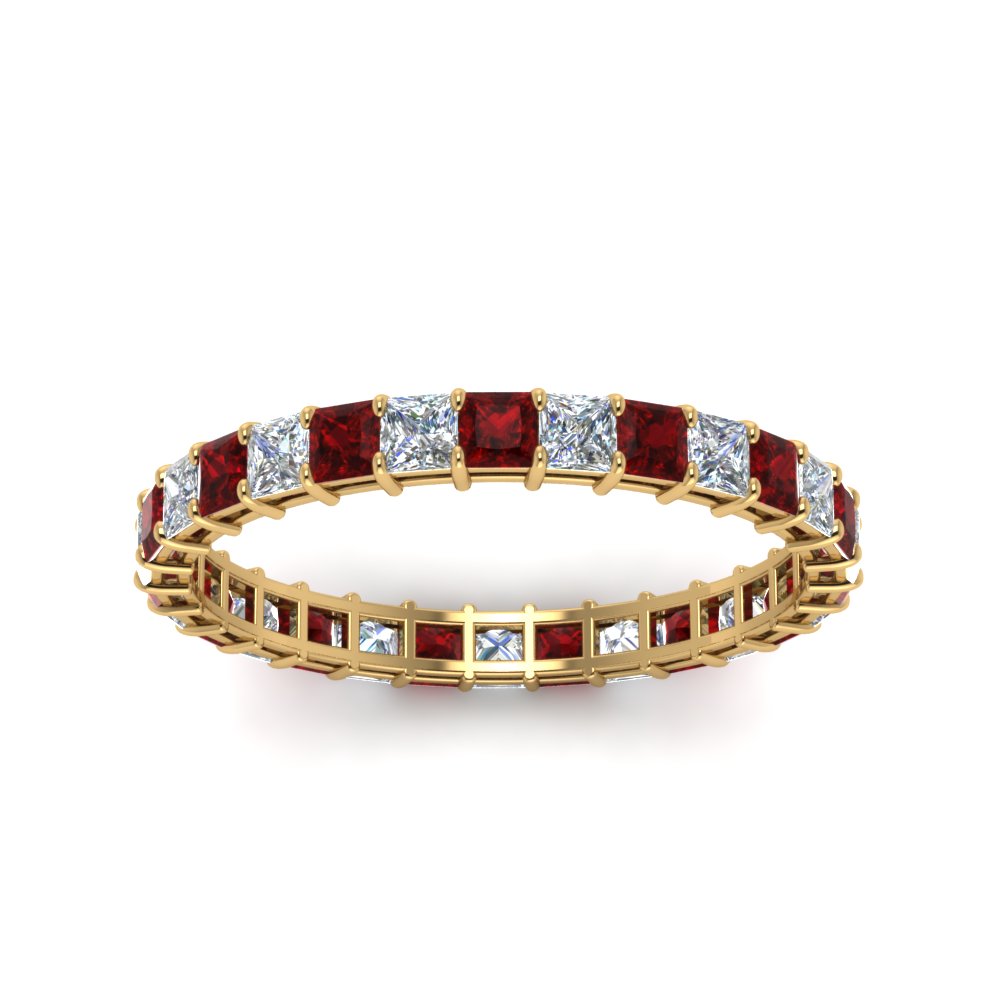 princess-cut-diamond-eternity-ring-1.50-carat-with-ruby-in-yellow-gold-FDEWB8675PR-1.50CTGRUDRANGLE5-NL-YG