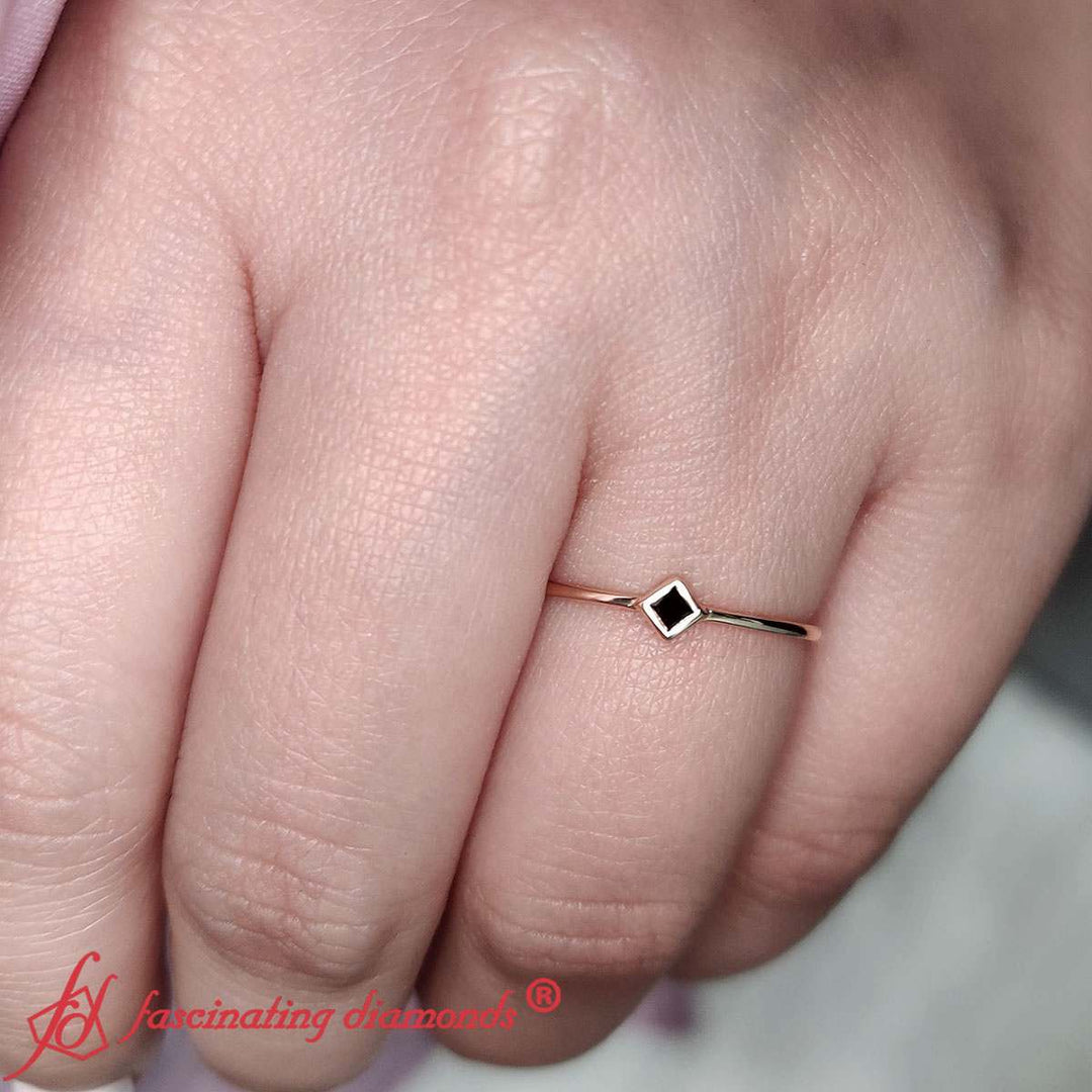 princess-cut-stackable-black-diamond-ring-band-in-14k-yellow-gold-fdsr9390-1