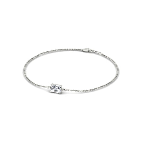 radiant-cut-solitaire-diamond-chain-bracelet-in-white-gold-fdbrc8656raangle3-0-30-nl-wg.jpg?v=1776764130