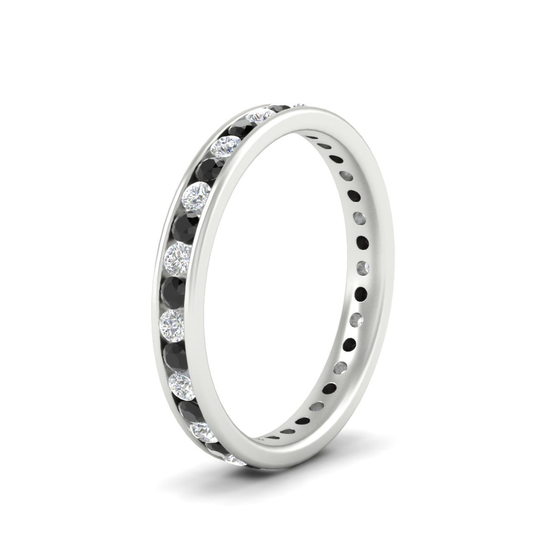 round-channel-set-eternity-band-with-black-diamond-in-white-gold-fdewb158gblackangle2-nl-wg