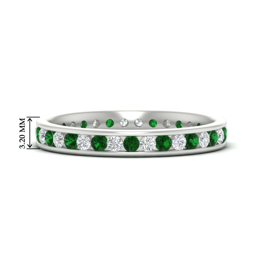 round-channel-set-eternity-band-with-emerald-in-white-gold-fdewb158gemgrsleep-nl-wg-hw