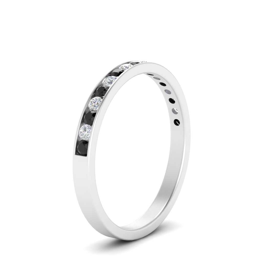 round-channel-stacking-band-with-black-diamond-in-white-gold-FD122981BGBLACKANGLE3-NL-WG.jpg