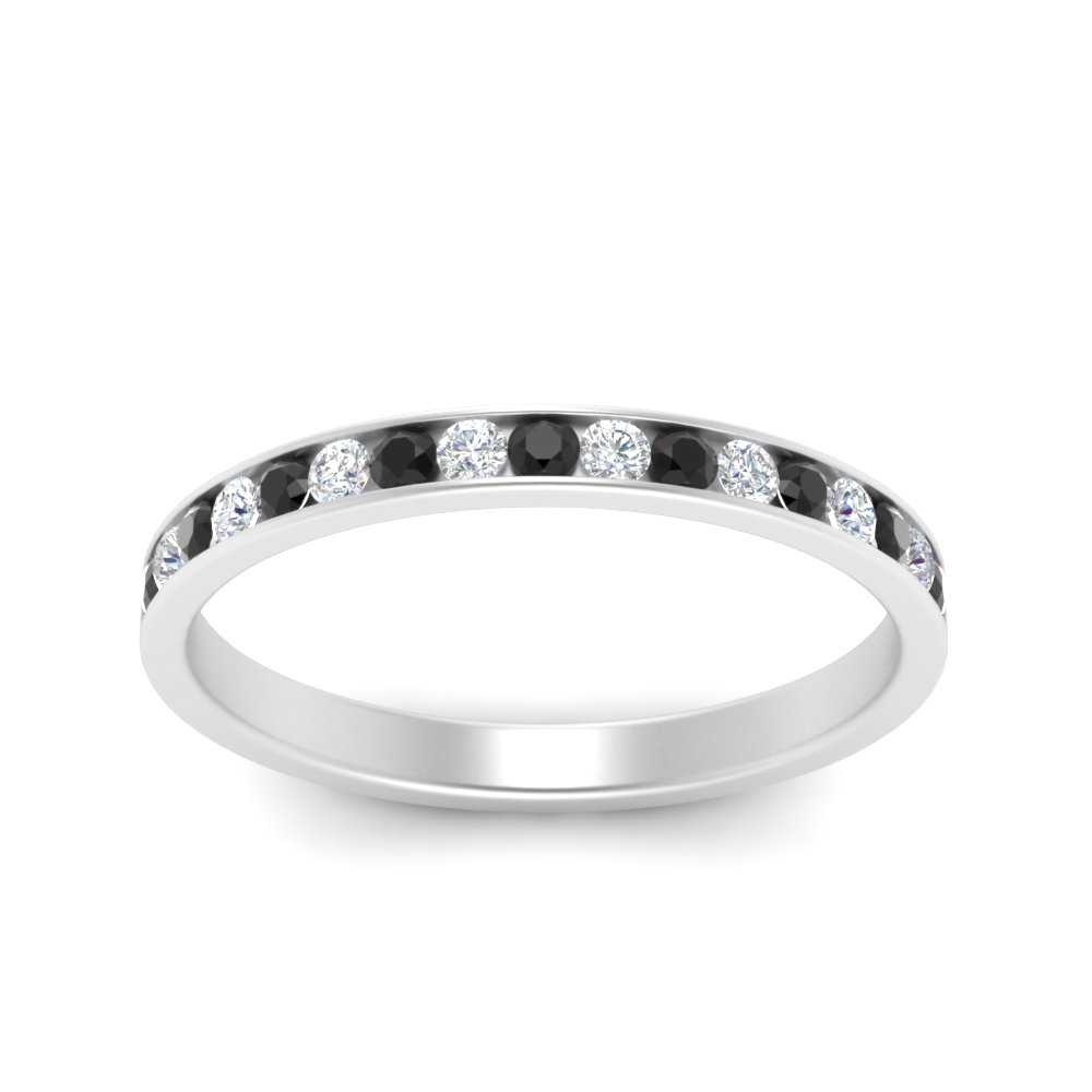 round-channel-stacking-band-with-black-diamond-in-white-gold-FD122981BGBLACKANGLE3-NL-WG.jpg
