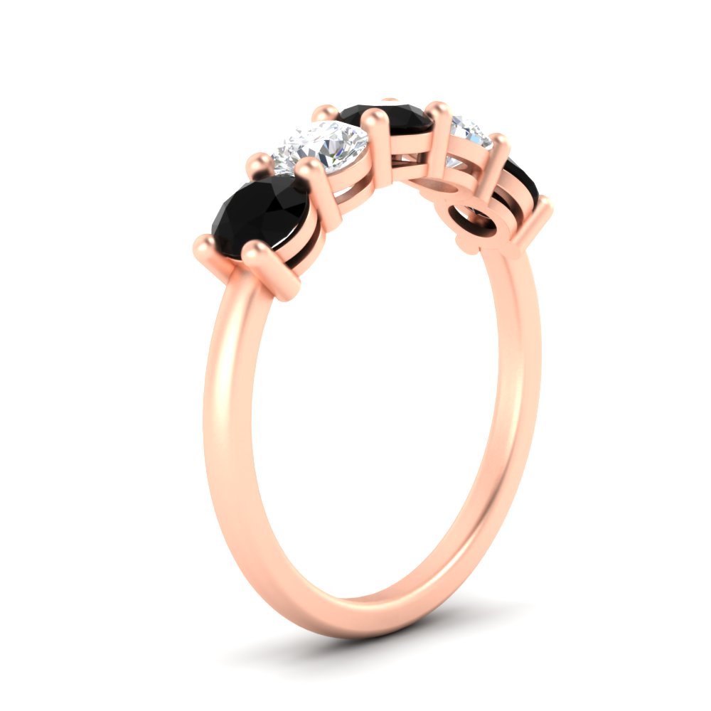 round-cut-2-carat-5-stone-diamond-and-black-diamond-wedding-ring-in-rose-gold-FDENS141ROBGBLACKANGLE2-2.00CT-NL-RG