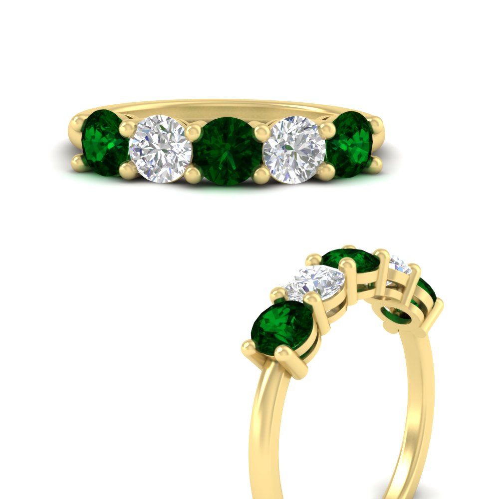 round-cut-2-carat-5-stone-diamond-and-emerald-wedding-ring-in-yellow-gold-FDENS141ROBGEMGRANGLE3-2.00CT-NL-YG