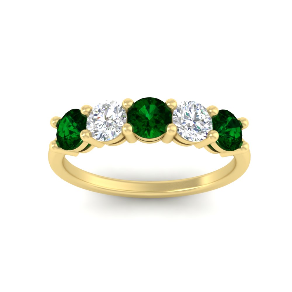 round-cut-2-carat-5-stone-diamond-and-emerald-wedding-ring-in-yellow-gold-FDENS141ROBGEMGRANGLE5-2.00CT-NL-YG
